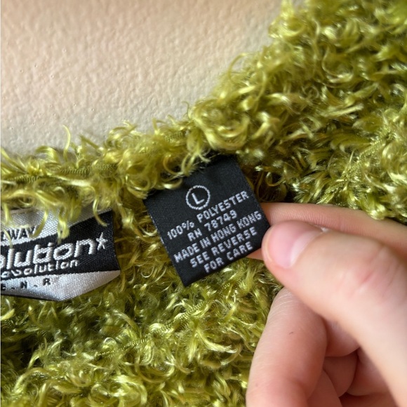 Green Fuzzy Retro Tank Top - Picture 7 of 9